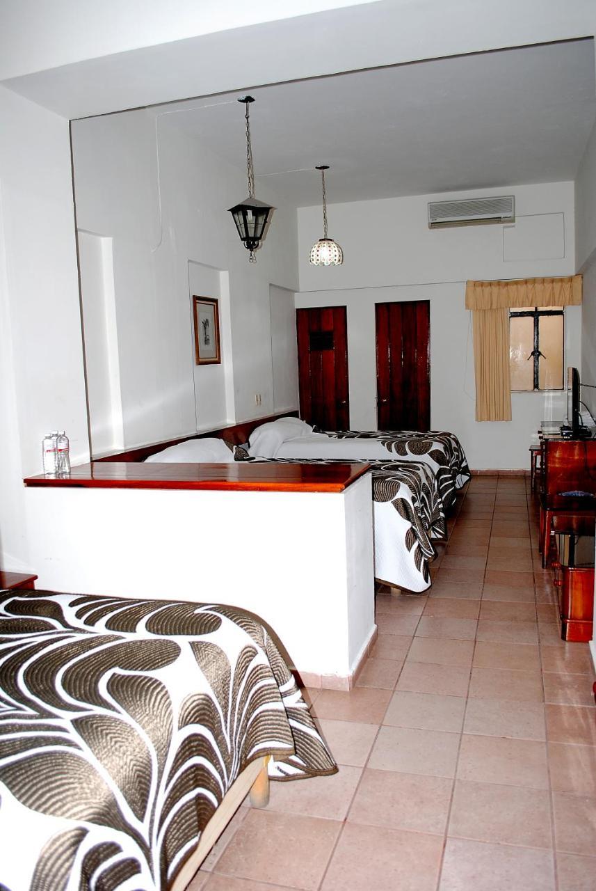 Hotel Posada Del Sol Apatzingán de la Constitución Buitenkant foto