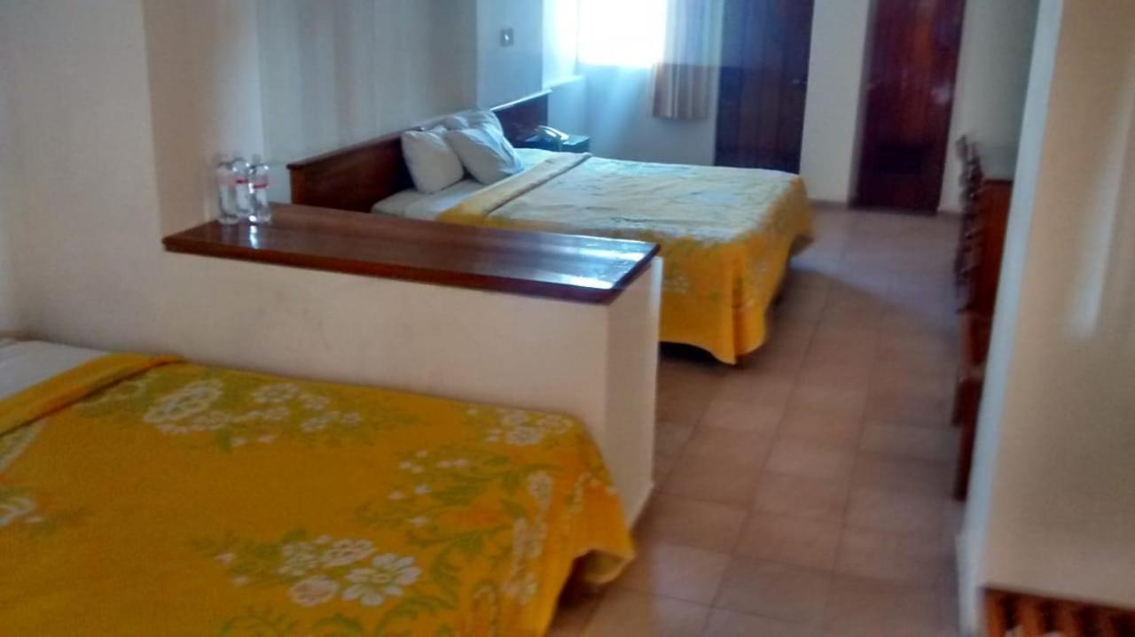 Hotel Posada Del Sol Apatzingán de la Constitución Buitenkant foto